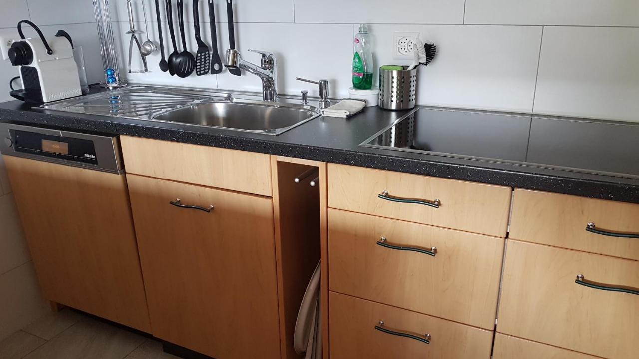 Traumhaftes Chalet Mit Seesicht Krattigen Ngoại thất bức ảnh
