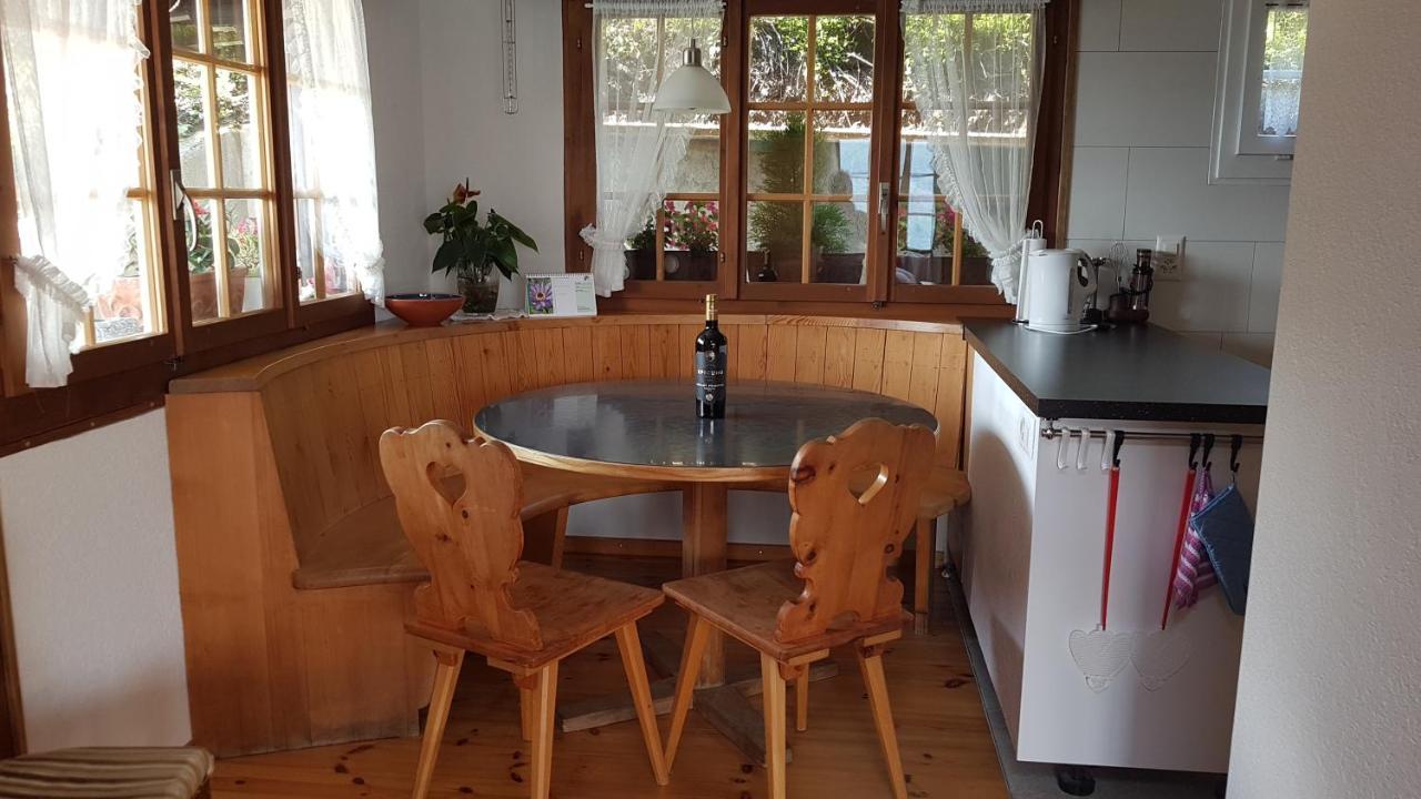 Traumhaftes Chalet Mit Seesicht Krattigen Ngoại thất bức ảnh