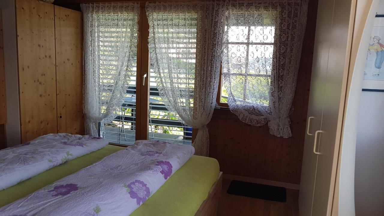 Traumhaftes Chalet Mit Seesicht Krattigen Ngoại thất bức ảnh